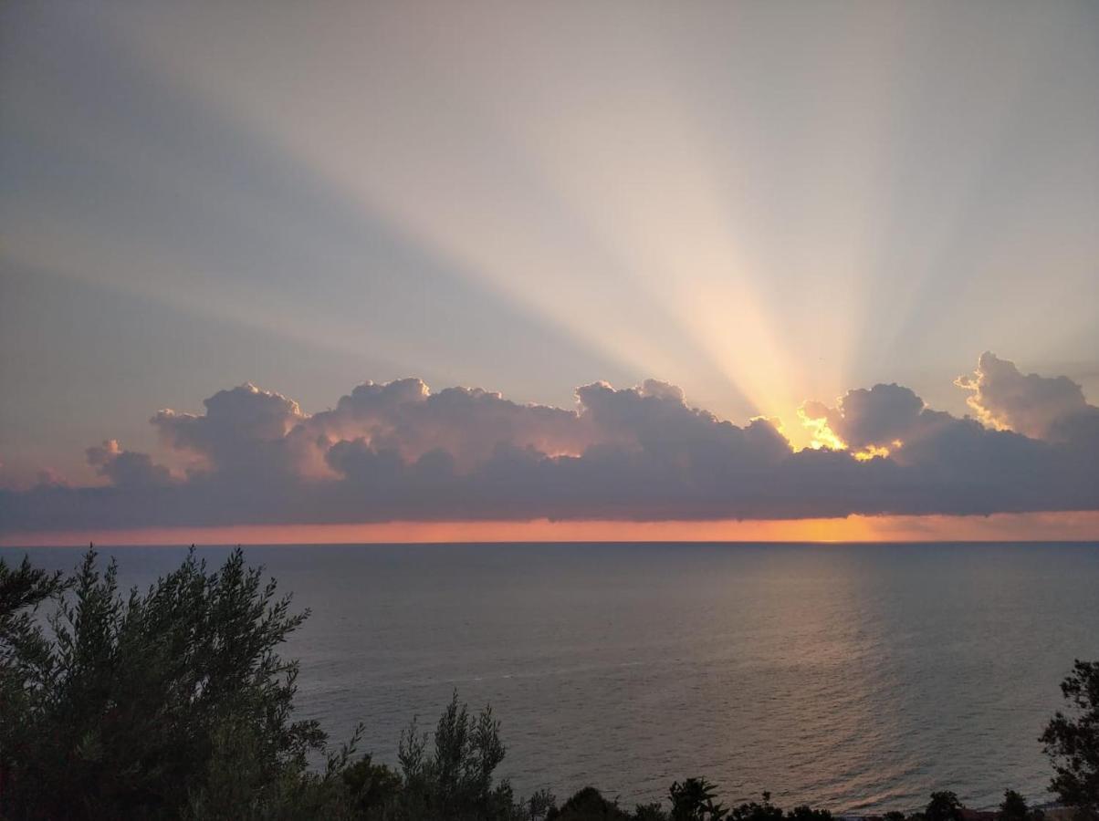 Felitsia Apartments & Studios Agios Ioannis  ภายนอก รูปภาพ