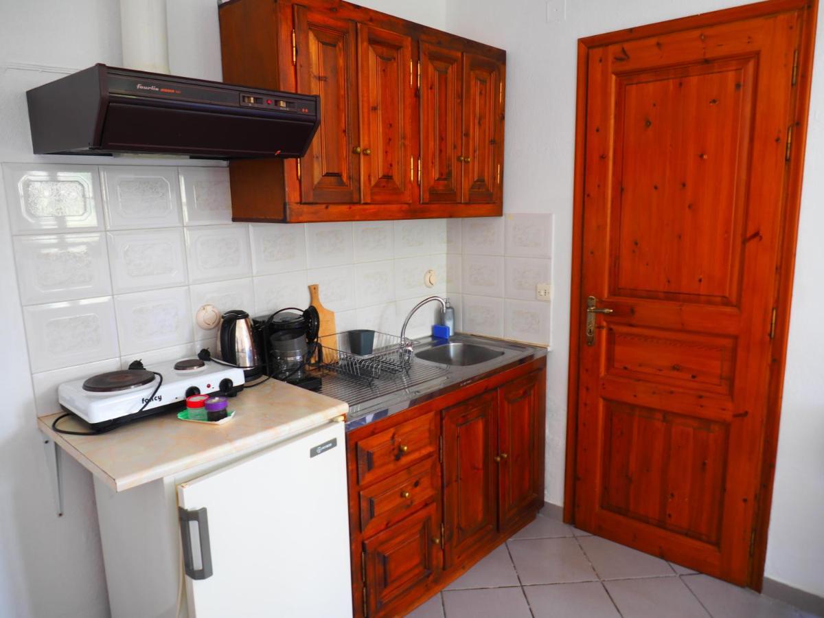 Felitsia Apartments & Studios Agios Ioannis  ภายนอก รูปภาพ
